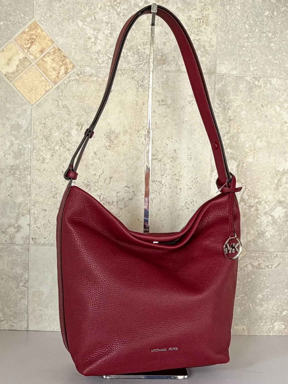 Michael kors Roey MD Bucket Slouchy Hobo Shoulder Bag Maroon